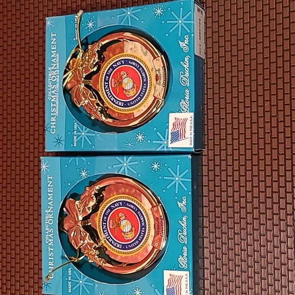 10 Patriotic Holiday Christmas Ornaments - Picture 8 of 14